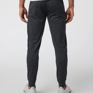 NWOT Vuori Ponto Performance DreamKnit™ Joggers. Size small.